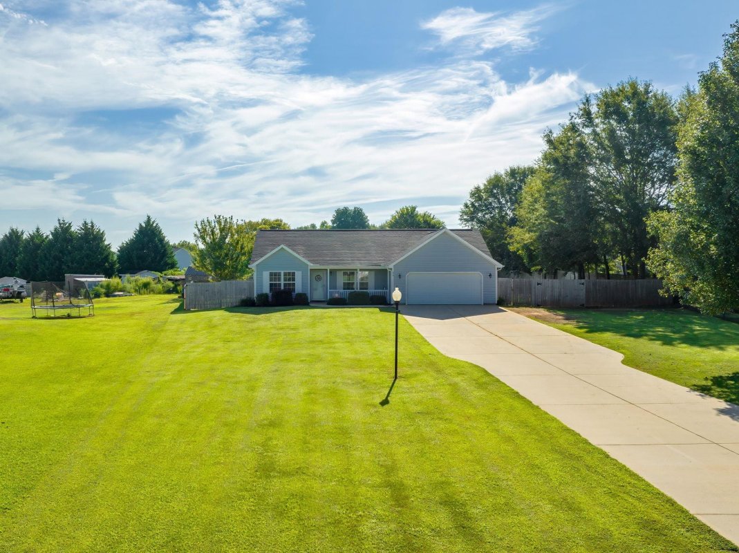 624 Sea Ray Drive