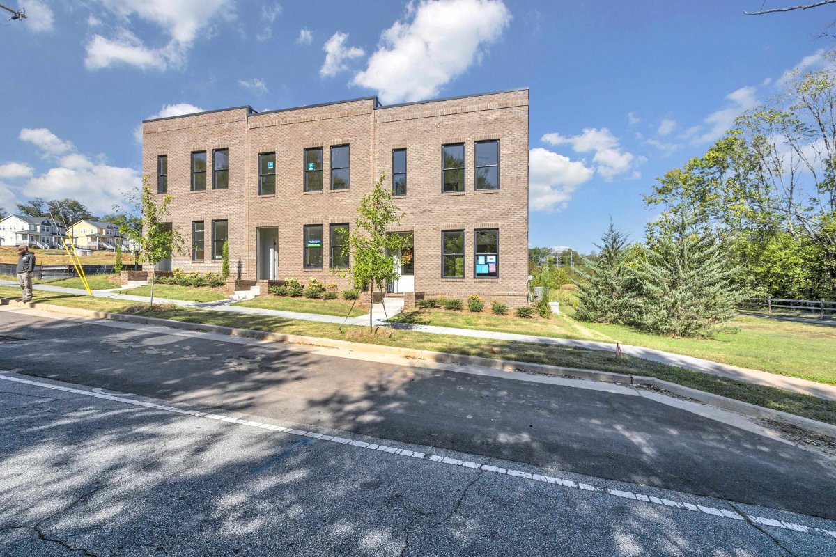 290 College Street