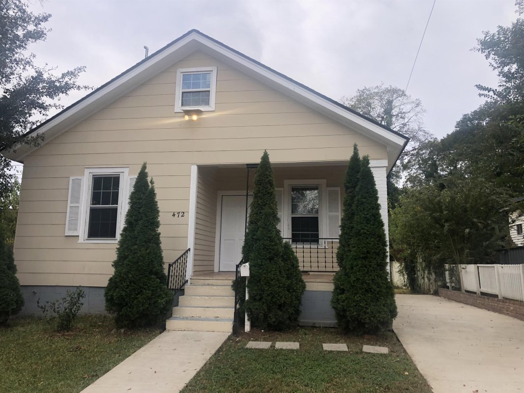 472 Sloan Street