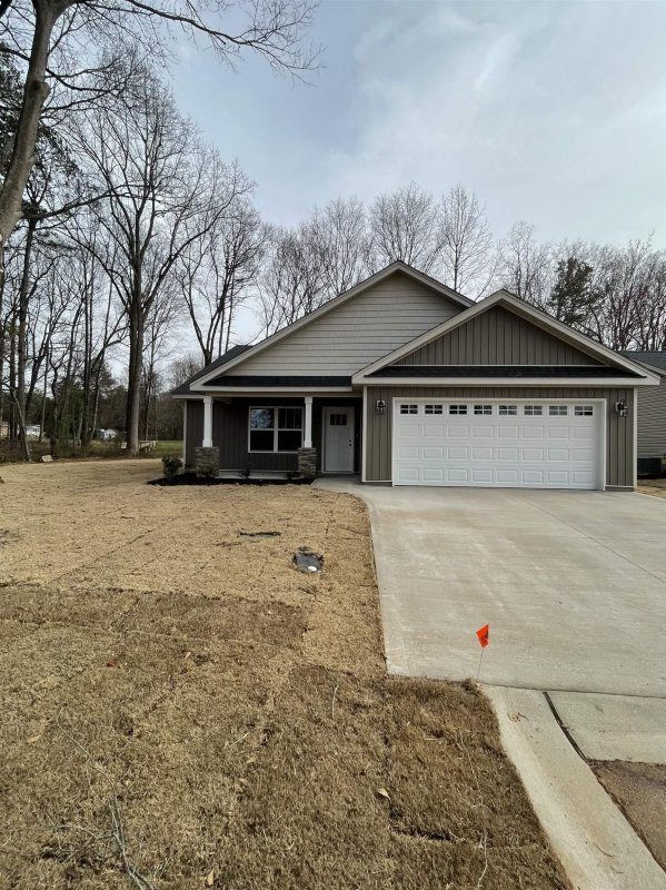 110 E Caylee Way