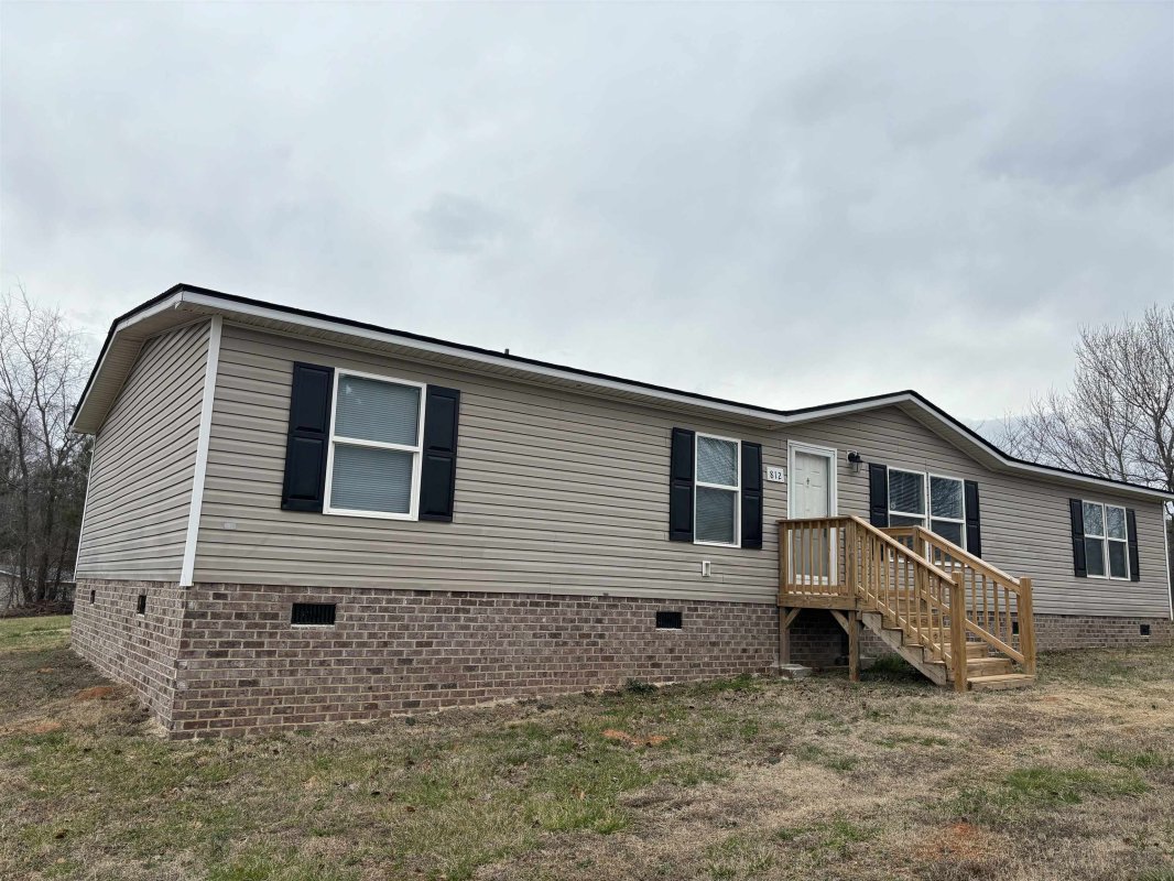 812 W Fleming Farm Dr