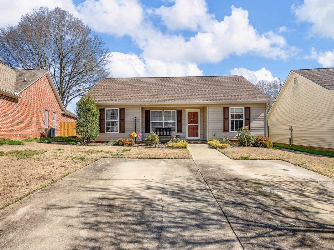 345 Bishop Hicks Court