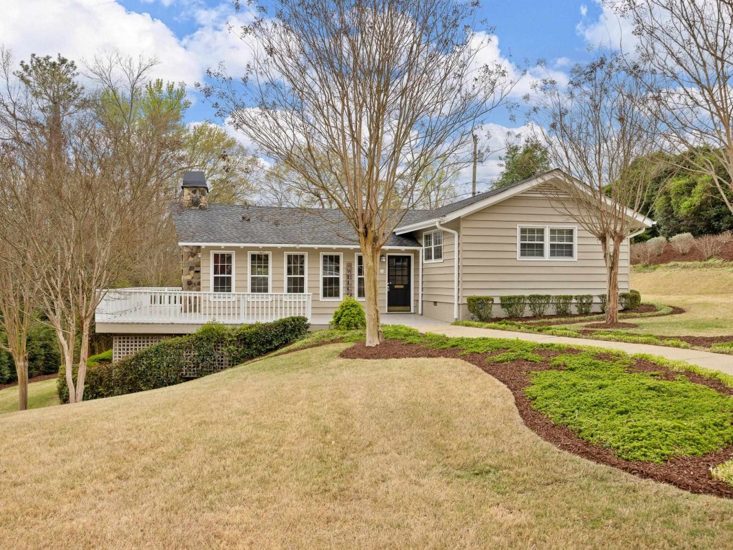220 Emory Rd