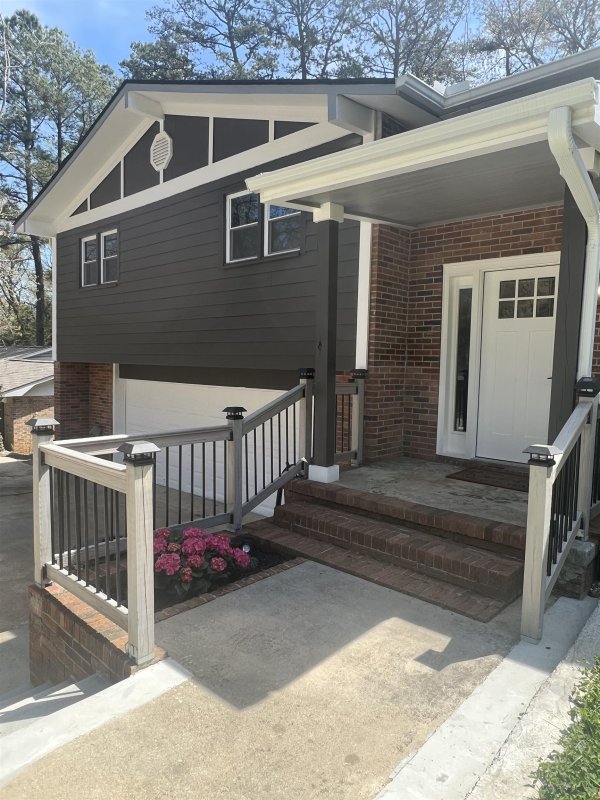 181 Continental Dr