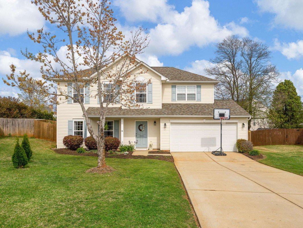 313 Clearfield Court