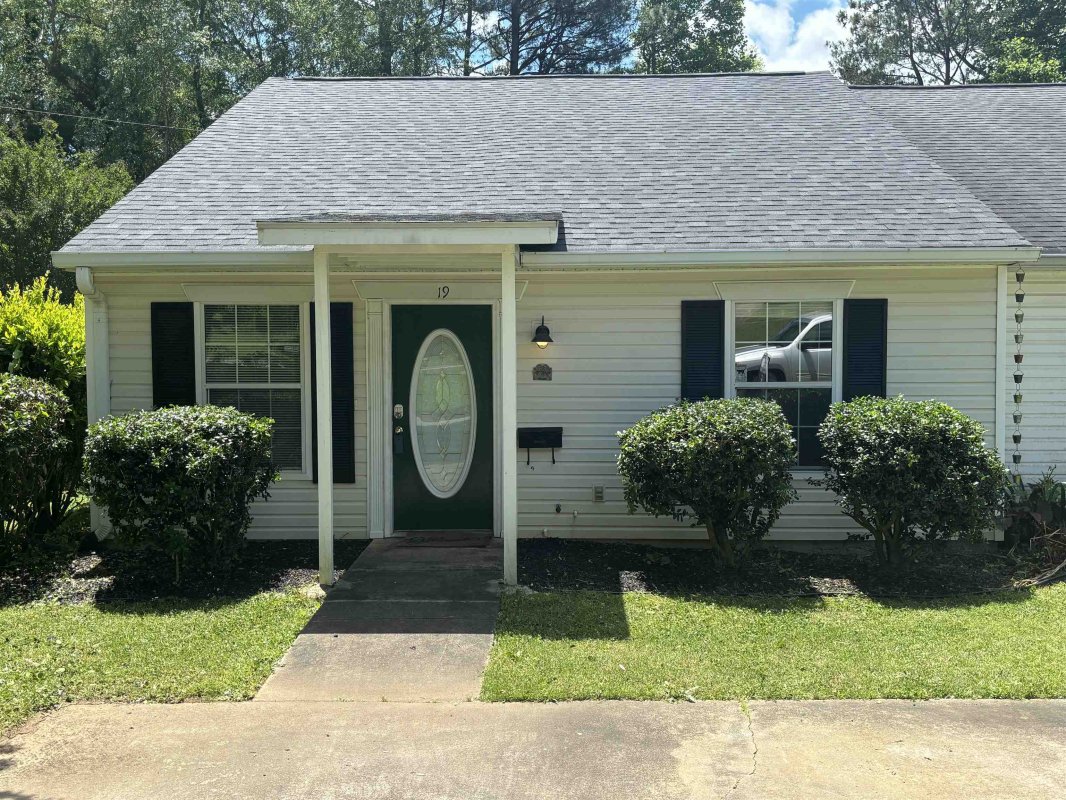 19 Sweetbriar Lane