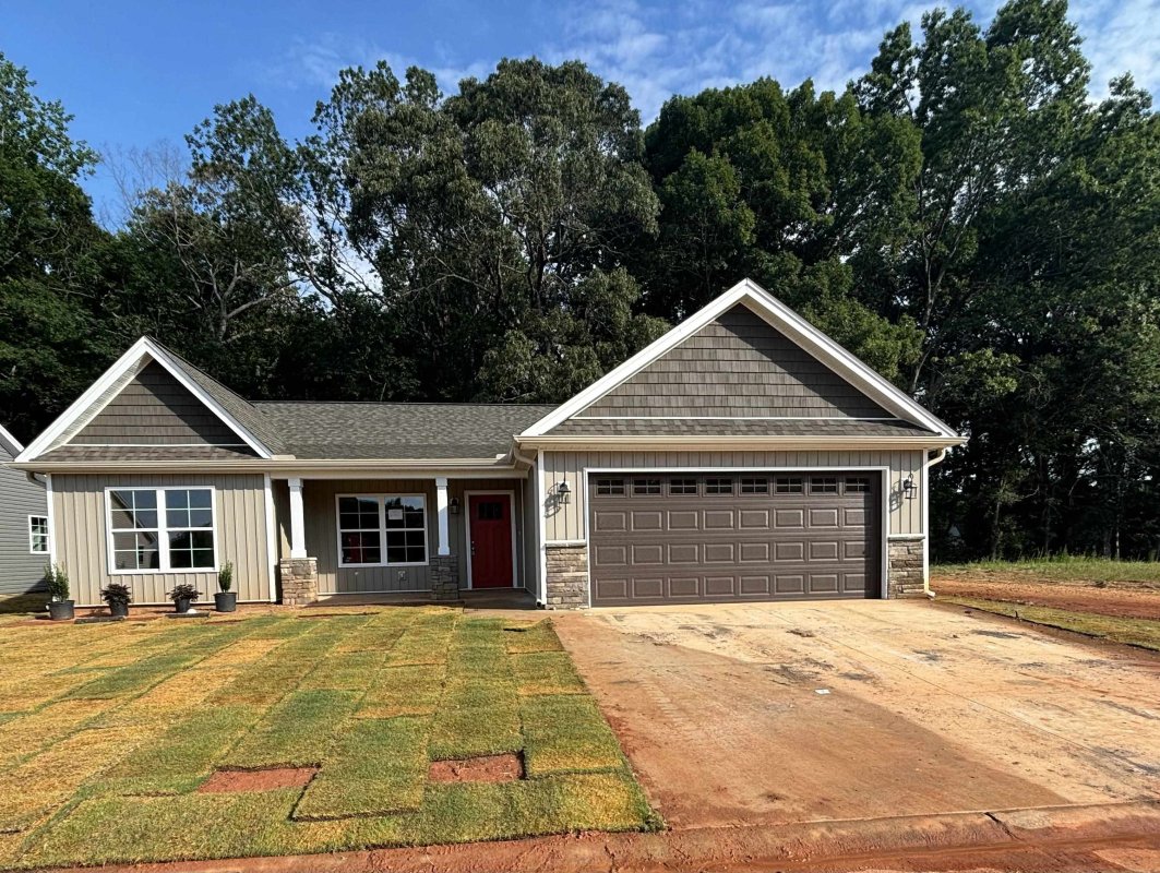 123 W Caylee Way