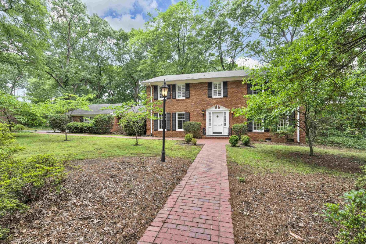 115 Fernbrook Circle