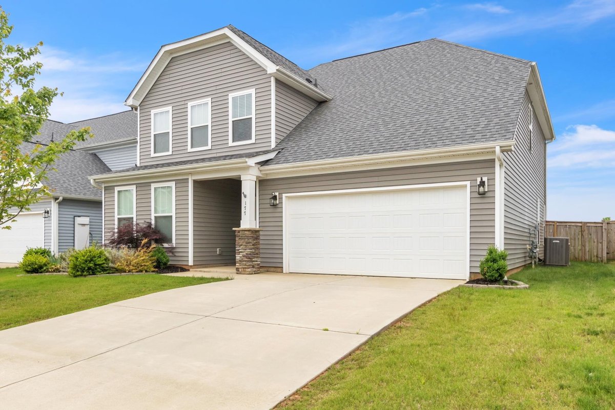 177 Foxbank Circle