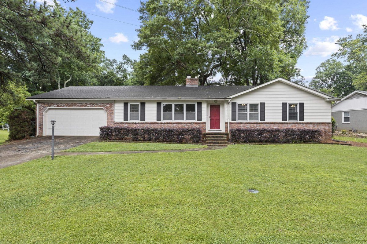 128 Colvin Road