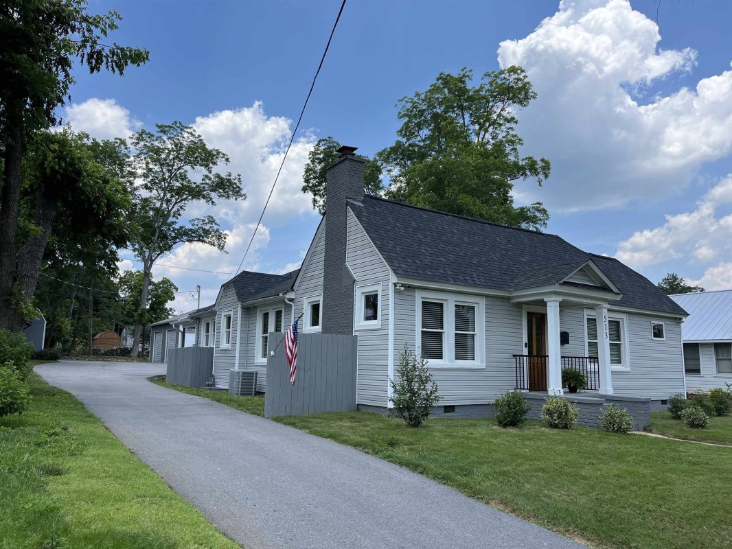 513 S Converse Street