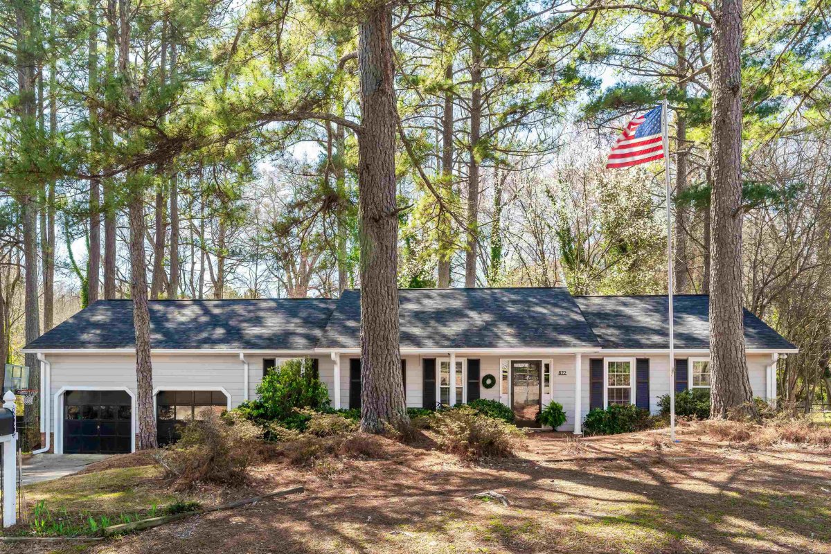 822 Thackston Drive