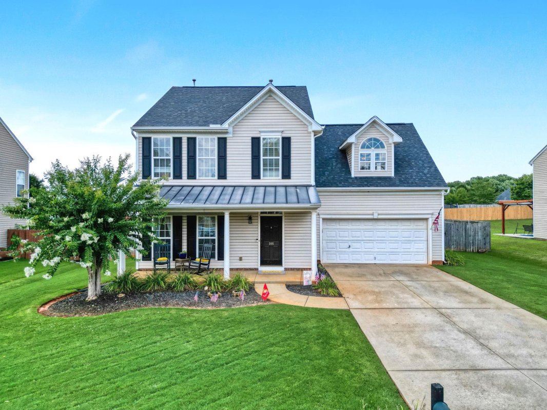 146 Castleton Circle