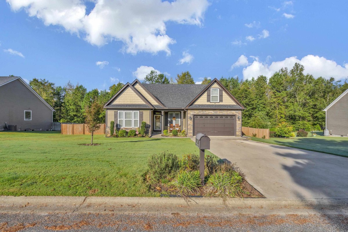 560 Canewood Lane