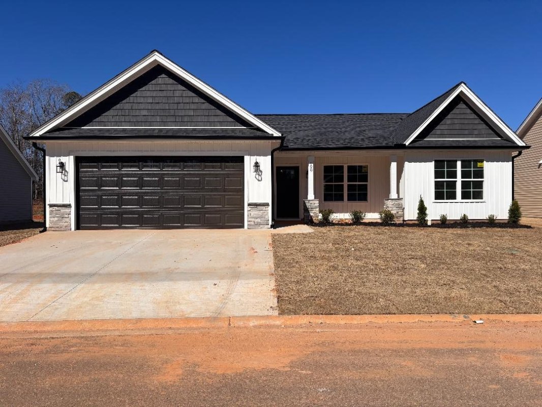 120 W Caylee Way
