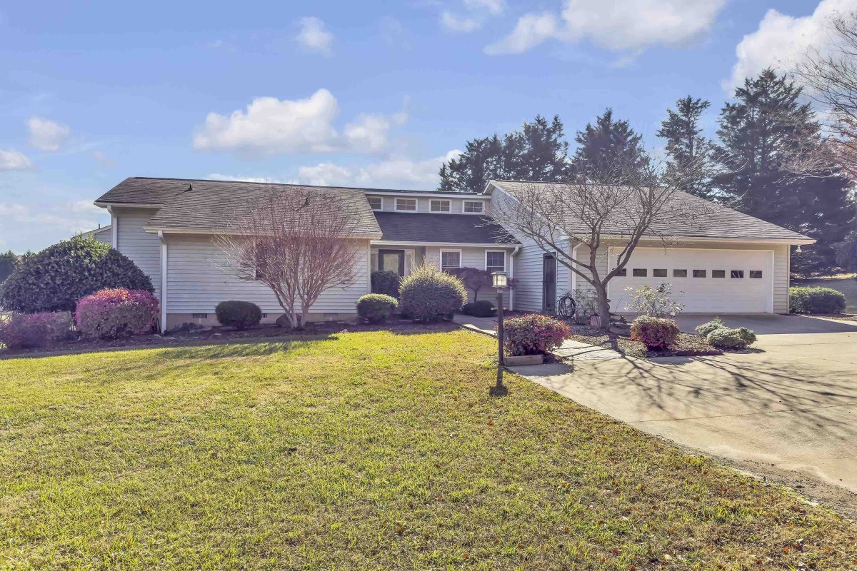 210 Earles Fort Road