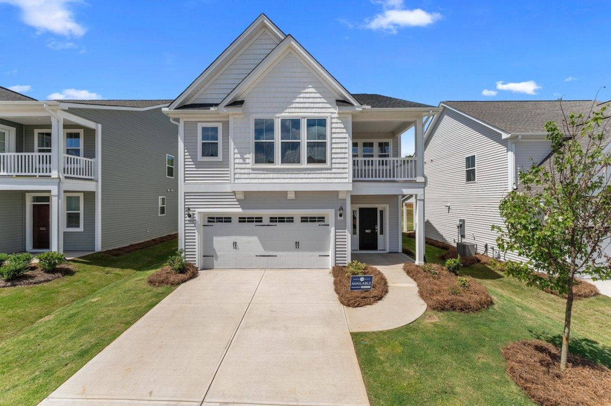 7027 New Horizons Lane