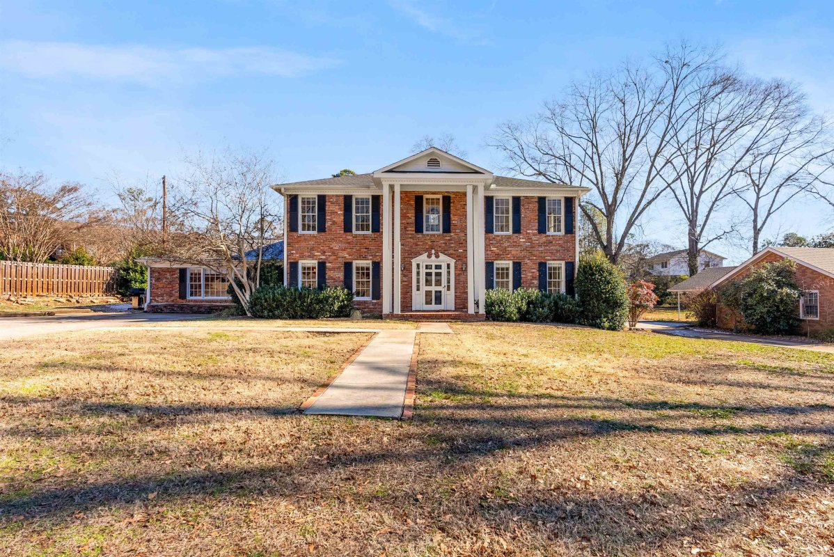 405 Overland Drive
