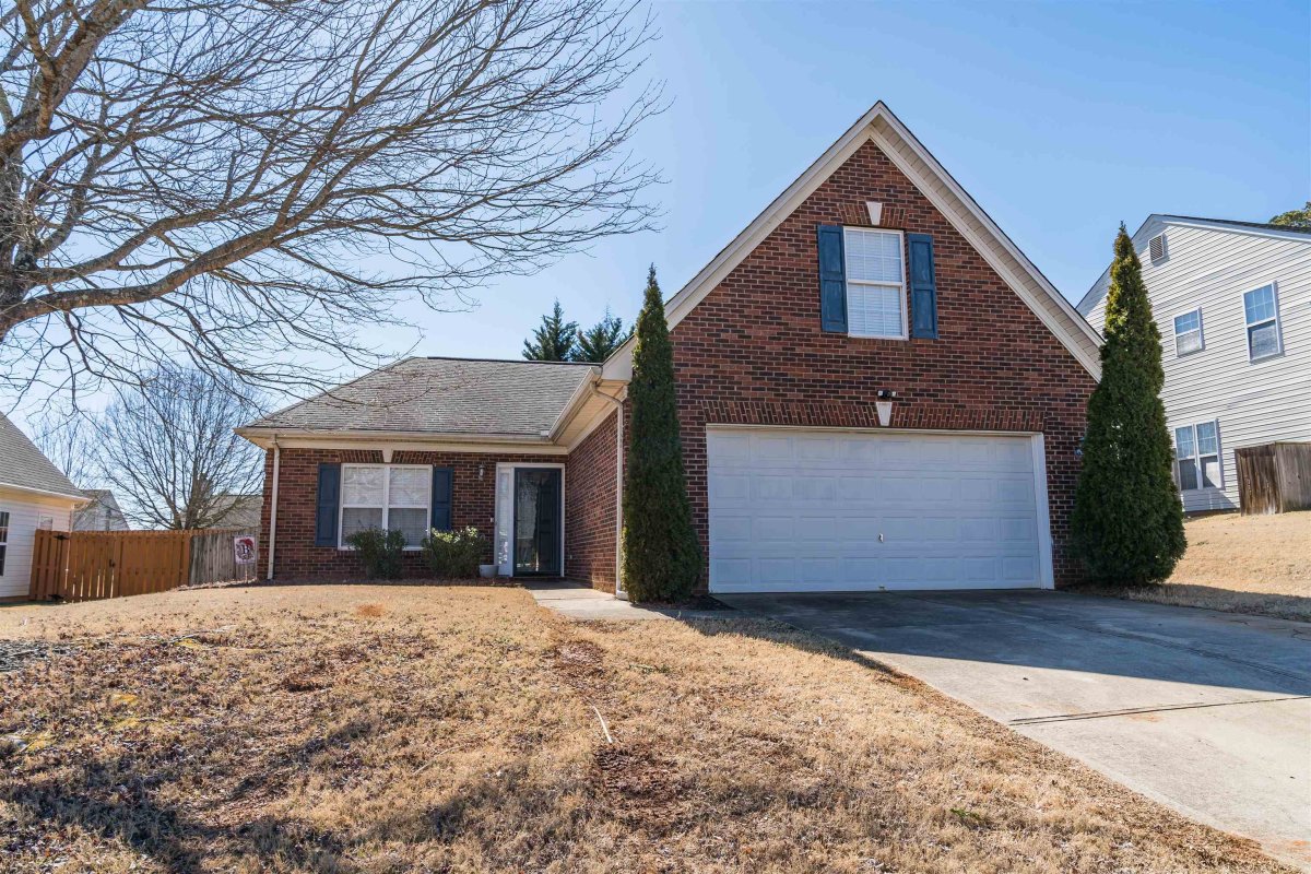 863 Thornbird Circle