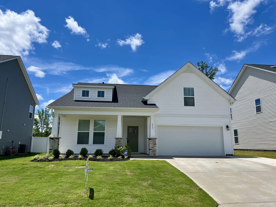 457 Fenwick Dr