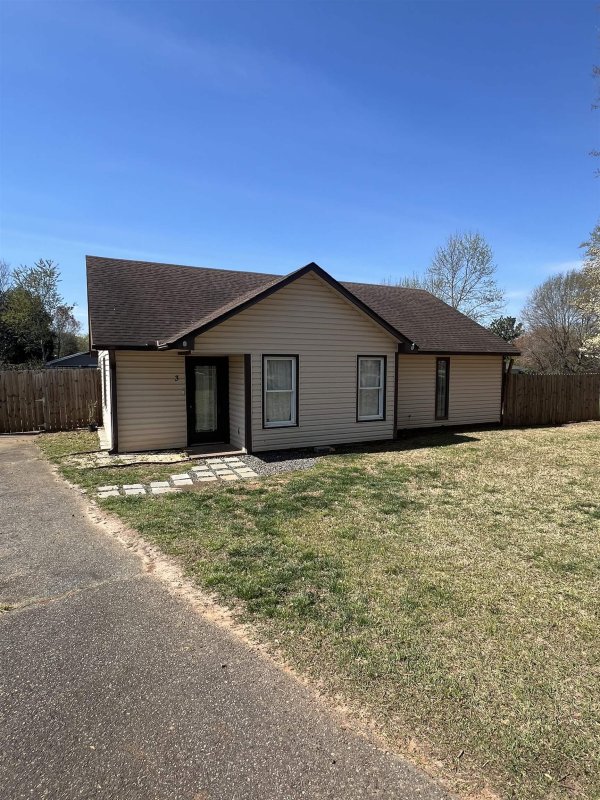 3 Brookstone Court