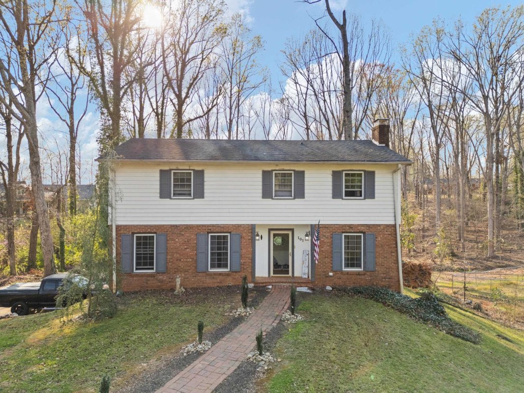 101 Woodside