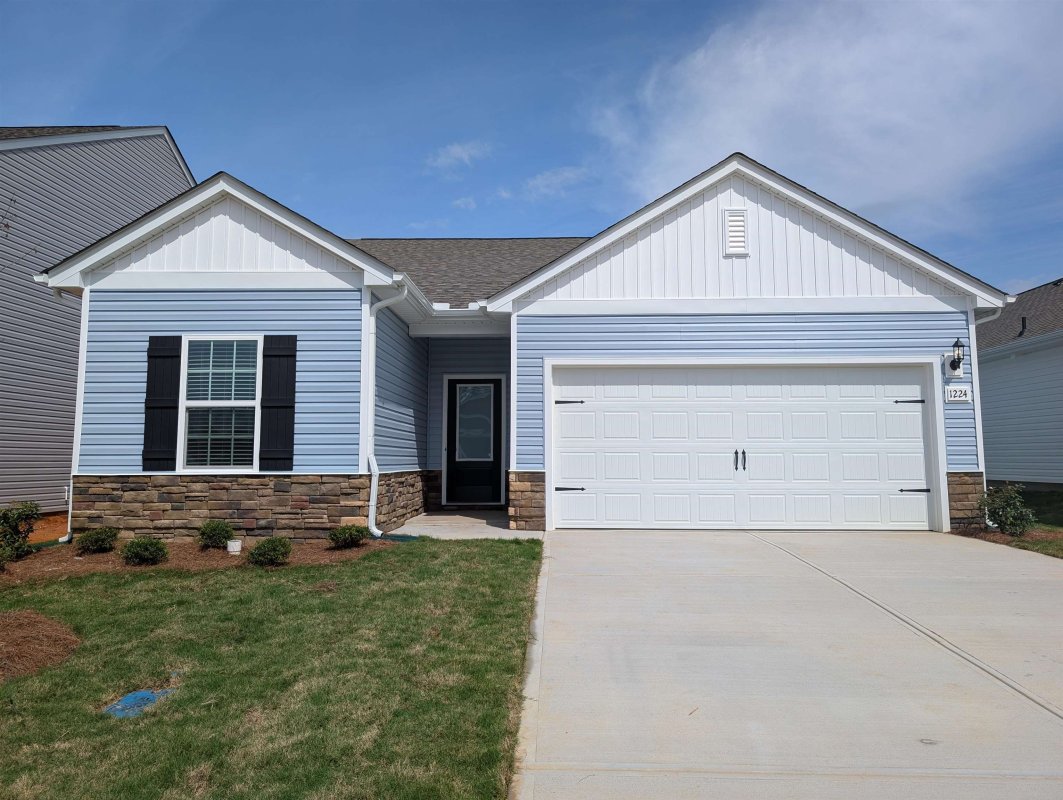 1224 Crested Iris Street