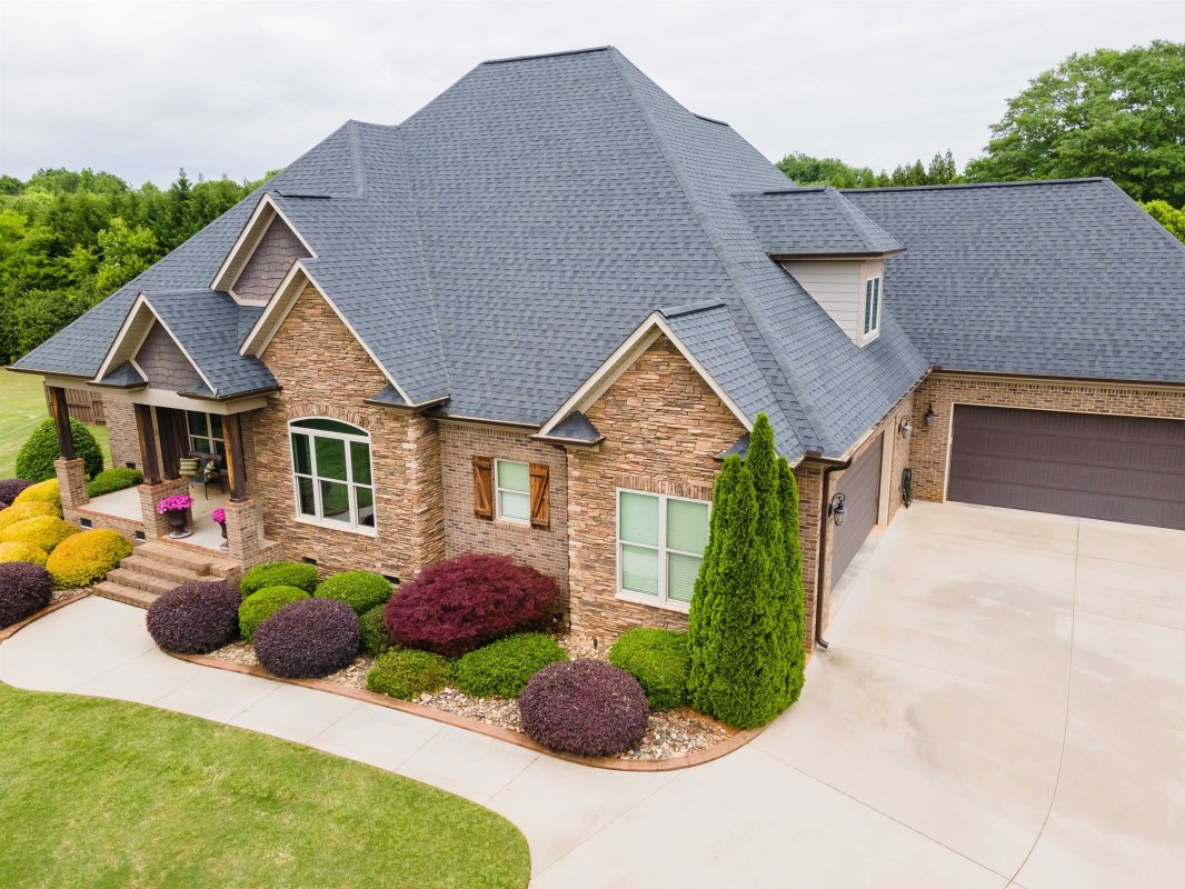 321 Burro Court