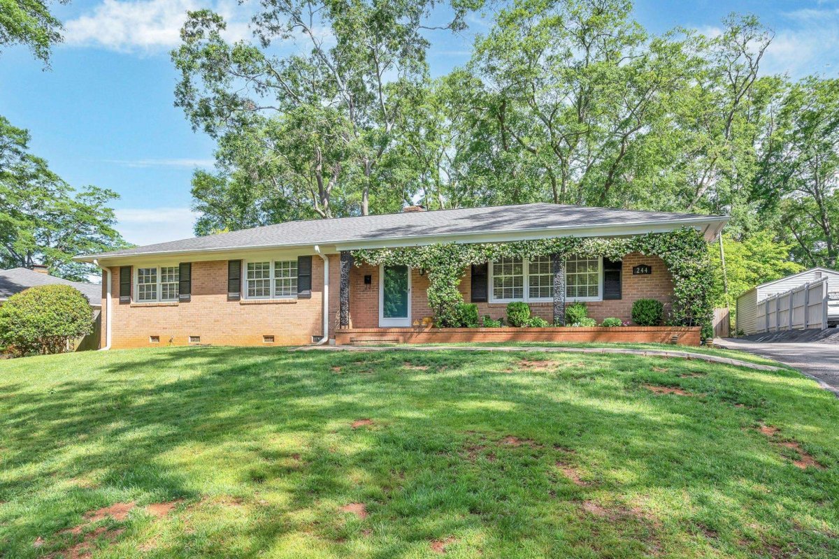 244 Greengate Lane