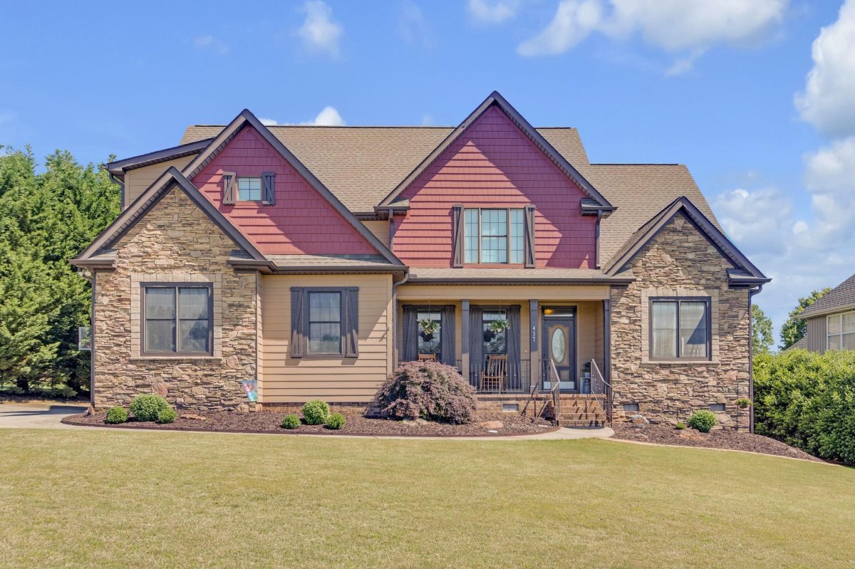 437 Copper Creek Circle