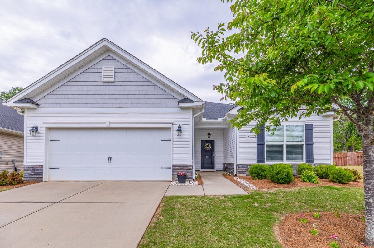 257 Cassingham Lane