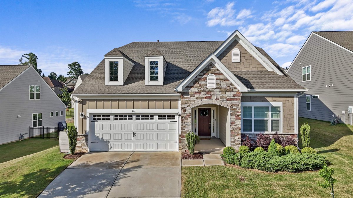 133 Double Crest Drive