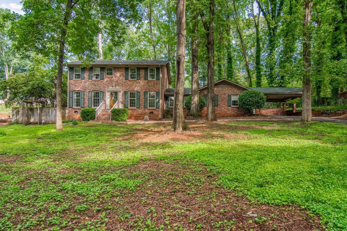 263 Fairlane Drive