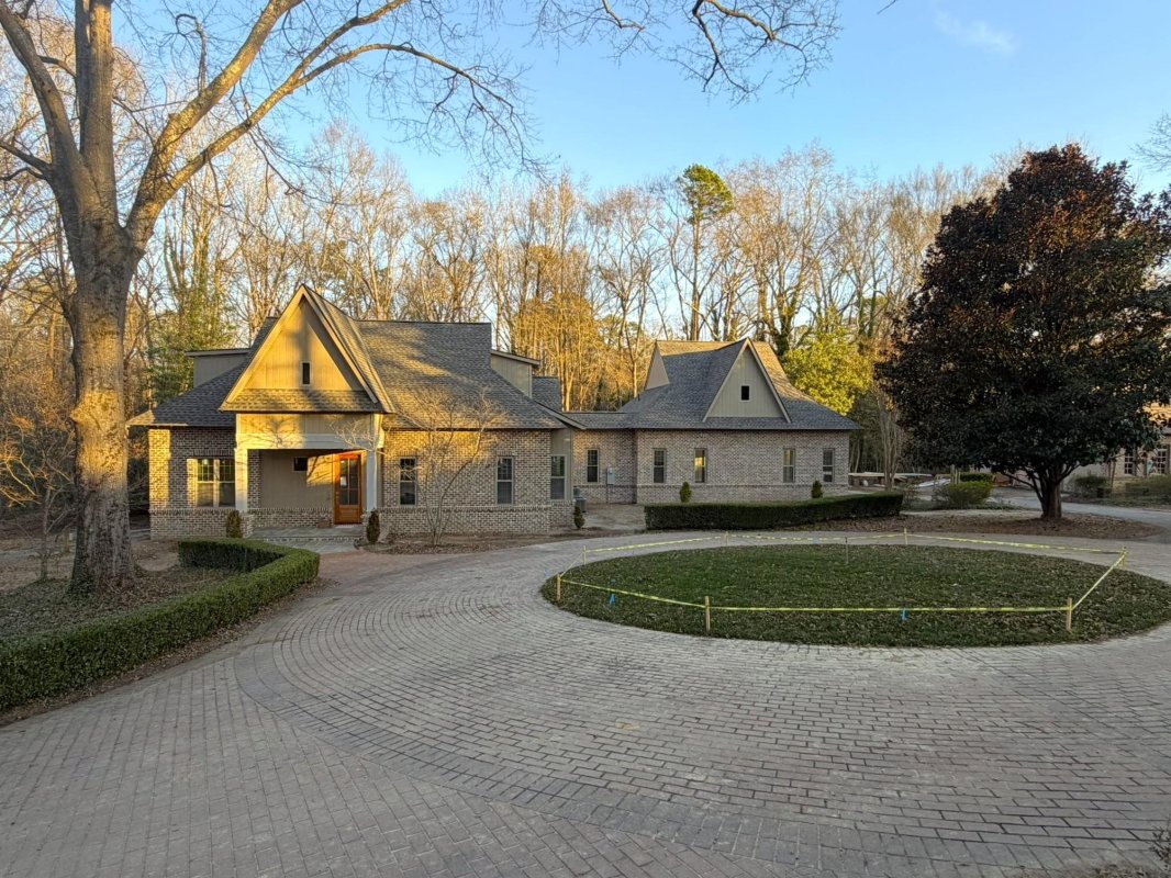 105 Andrews Creek Ln
