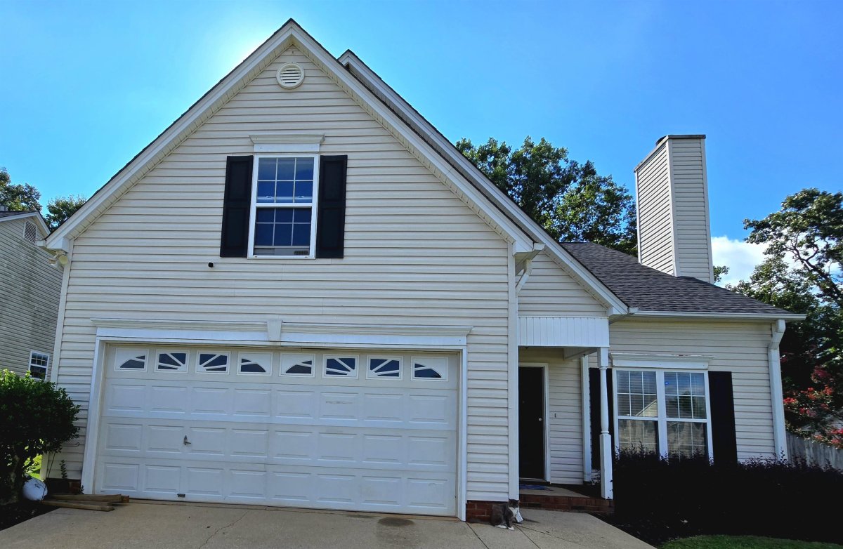 235 W Pheasant Hill Drive