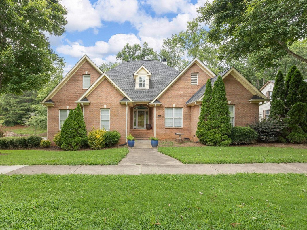 387 Congaree Road