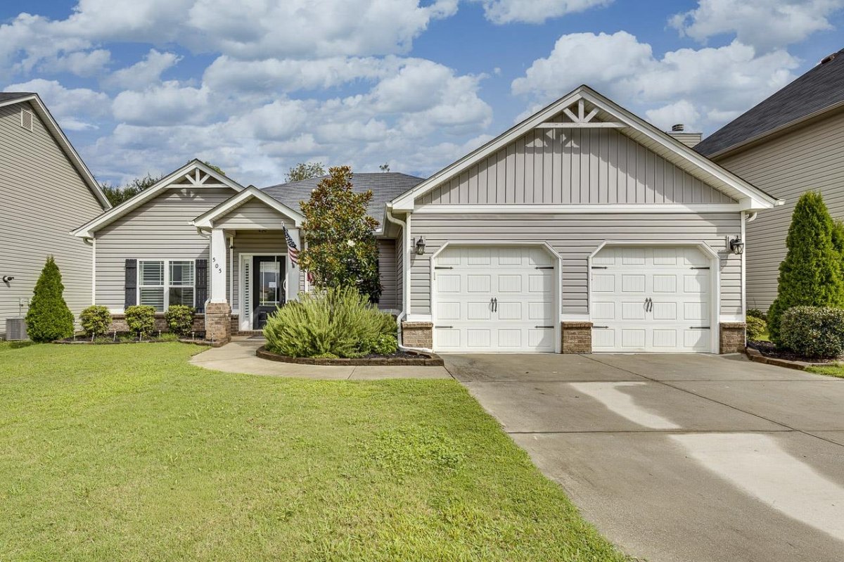 505 E Czardas Way