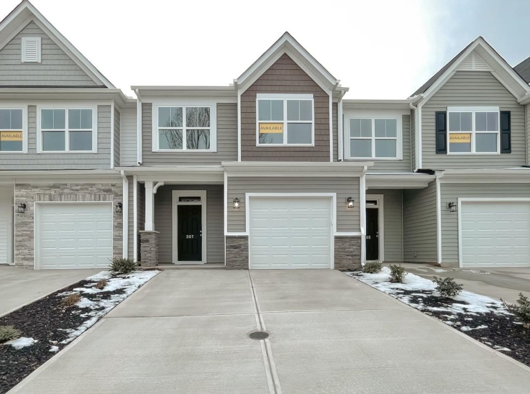 207 Spartina Court