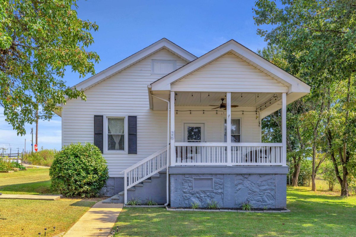 26 Upland Street