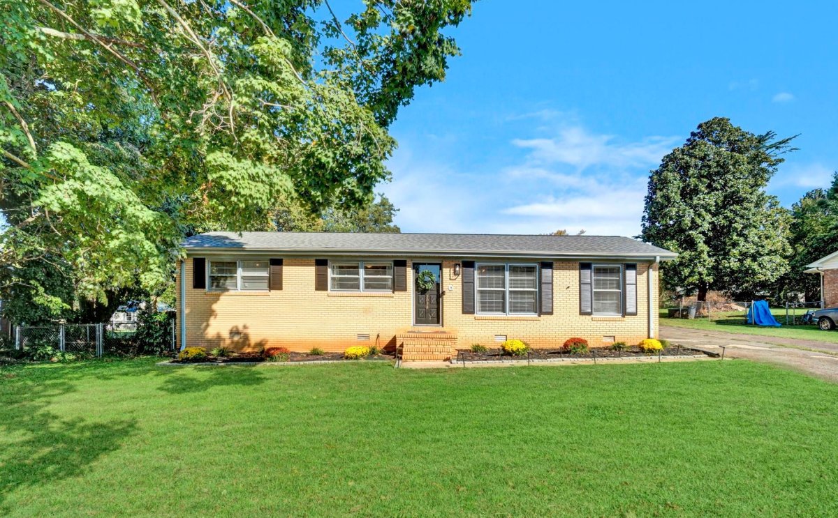 3038 Elmhurst Drive