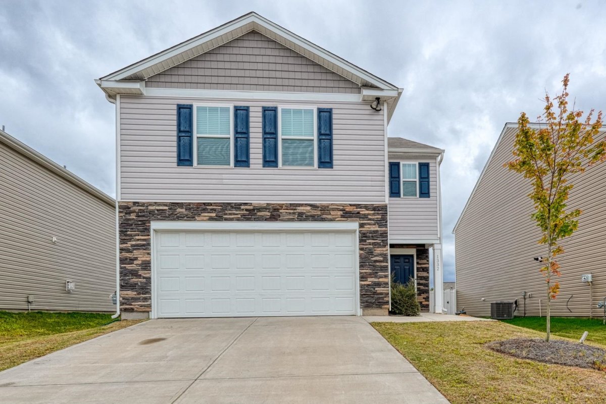 1332 Saddle Court