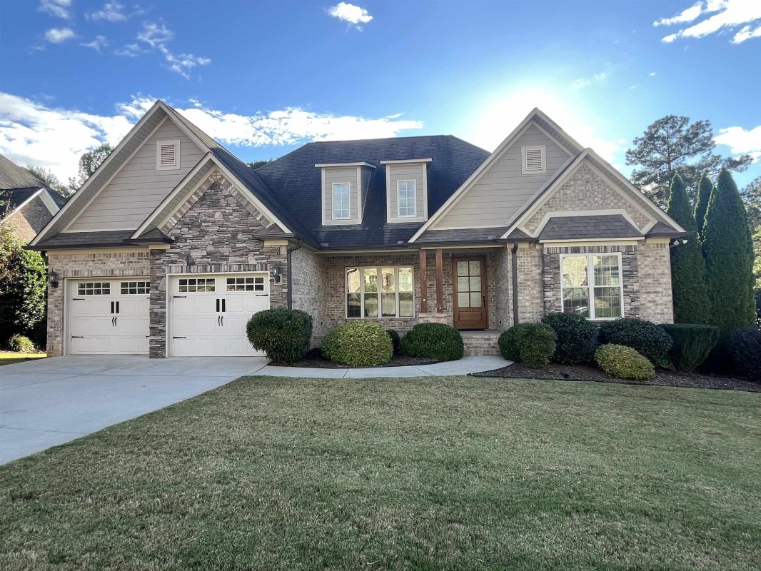 336 S Woodfin Ridge Drive