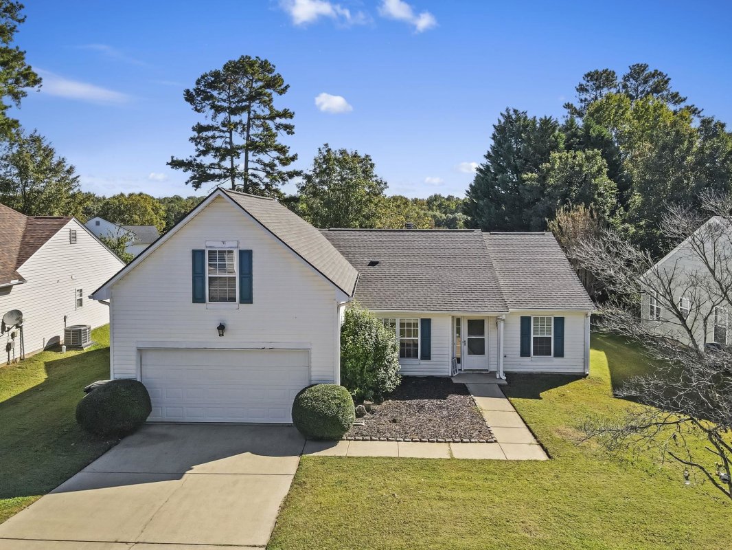 681 Thornbird Circle