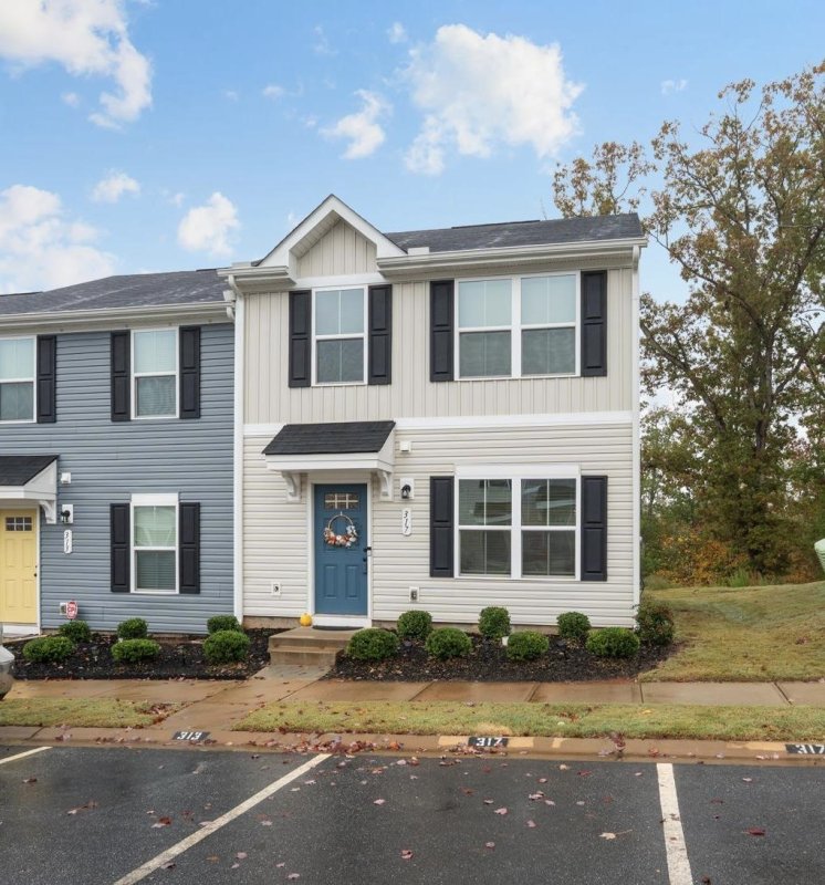 317 Cinerea Way