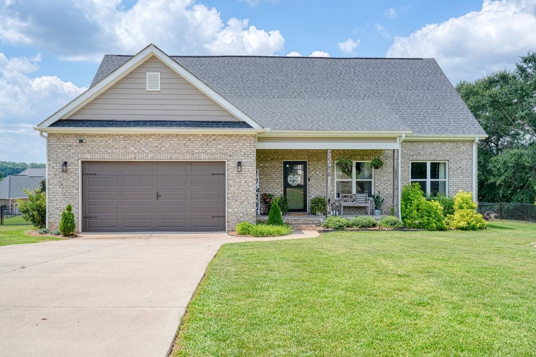 212 Quarterdeck Court