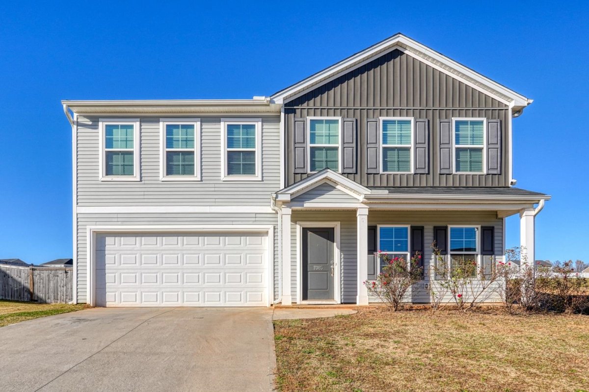 7085 Luna Mae Court