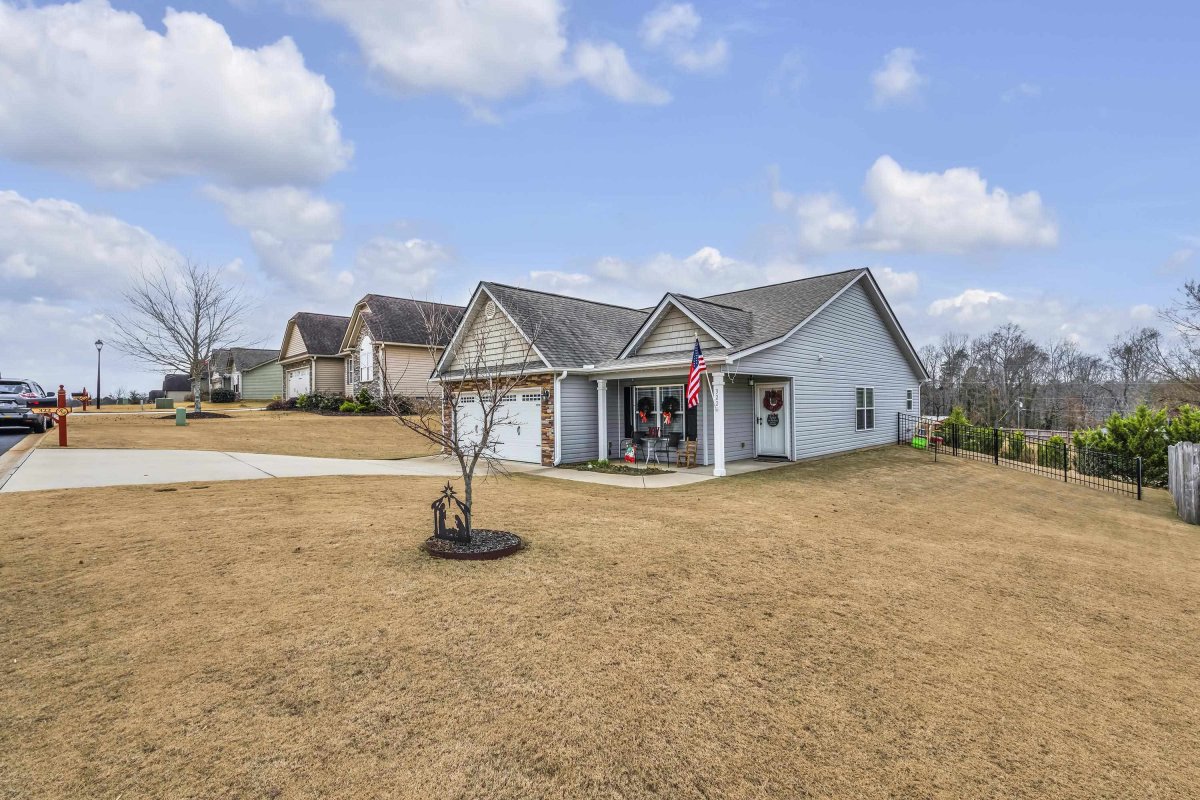 322 Gleaner Drive
