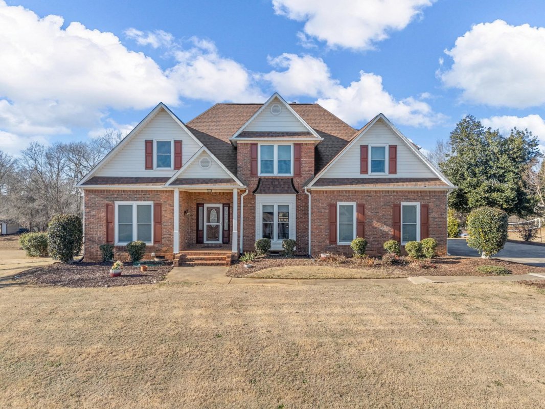 224 Saddlebrook Drive