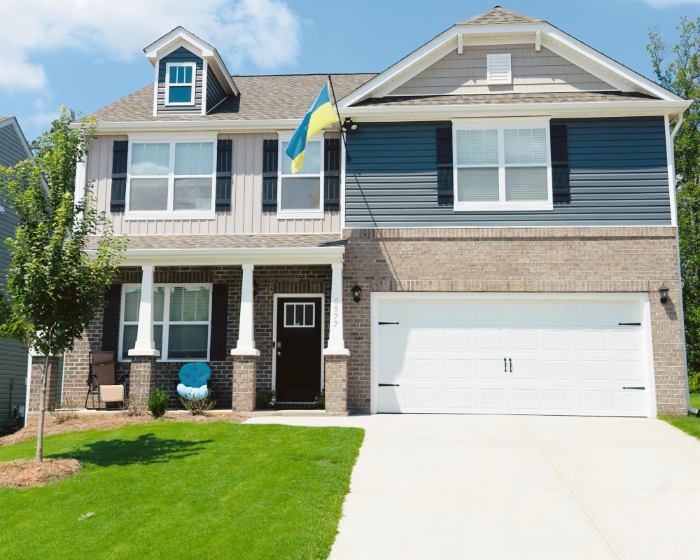 5577 Wellsley Dr