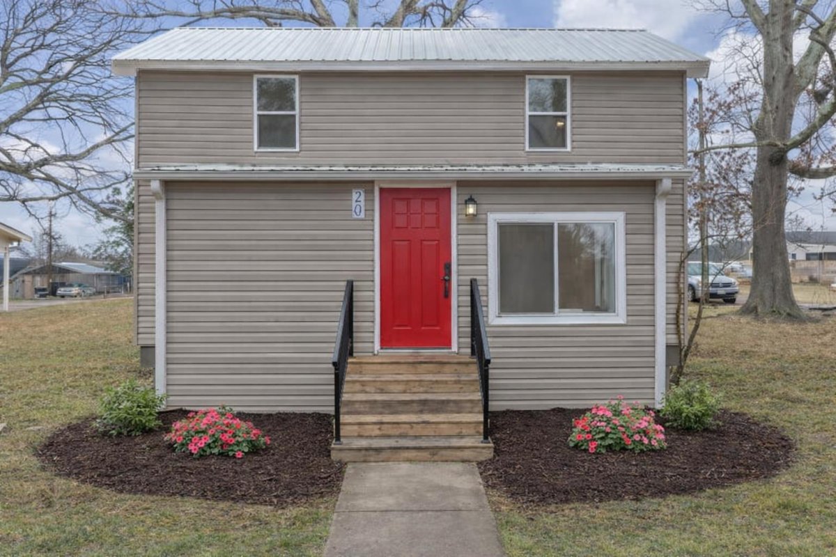 20 F Street